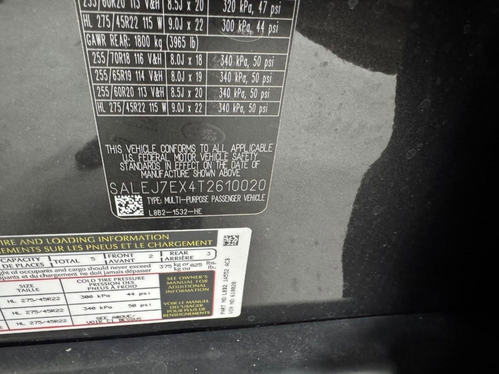 New 2026 Land Rover Defender 110 S image 32