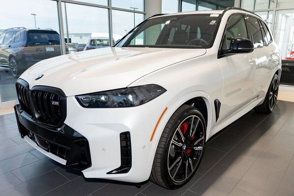 Used 2026 BMW X5 M60i w/ Climate Comfort Package AWD/4WD image 3