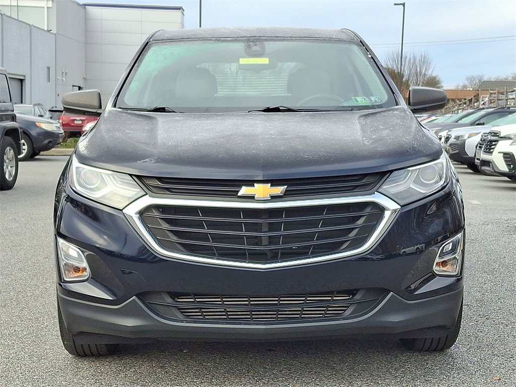 Used 2020 Chevrolet Equinox LS image 2