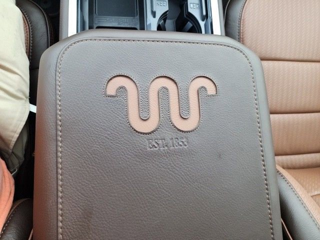 New 2025 Ford F250 King Ranch w/ Chrome Package image 28