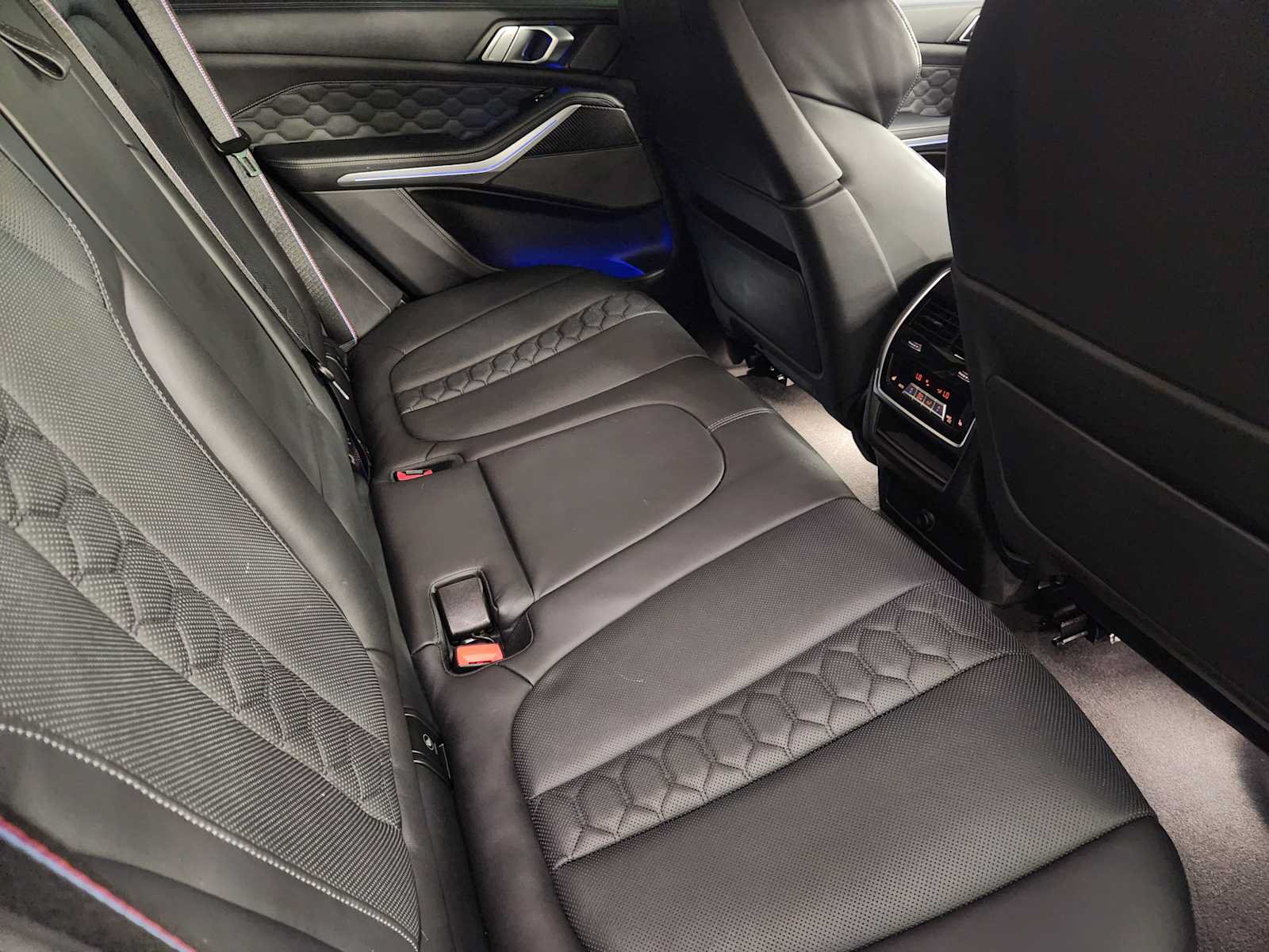 Used 2021 BMW X5 M w/ Competition Package AWD/4WD image 32