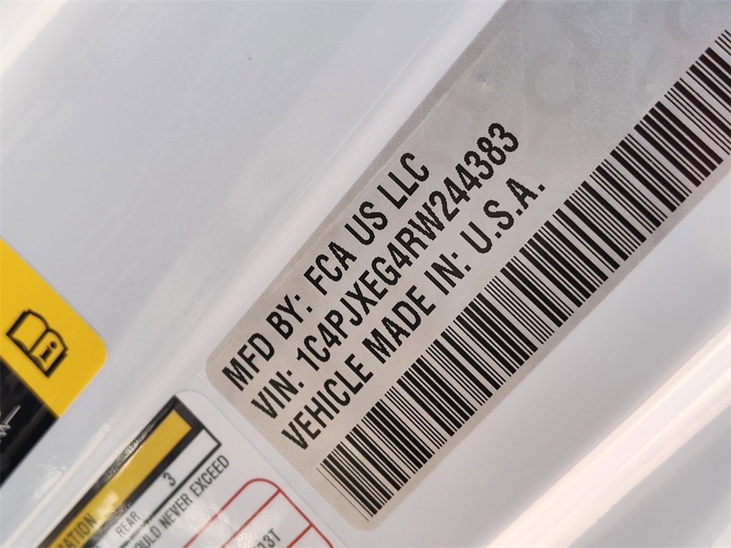 Used 2024 Jeep Wrangler Sahara w/ Technology Group image 19