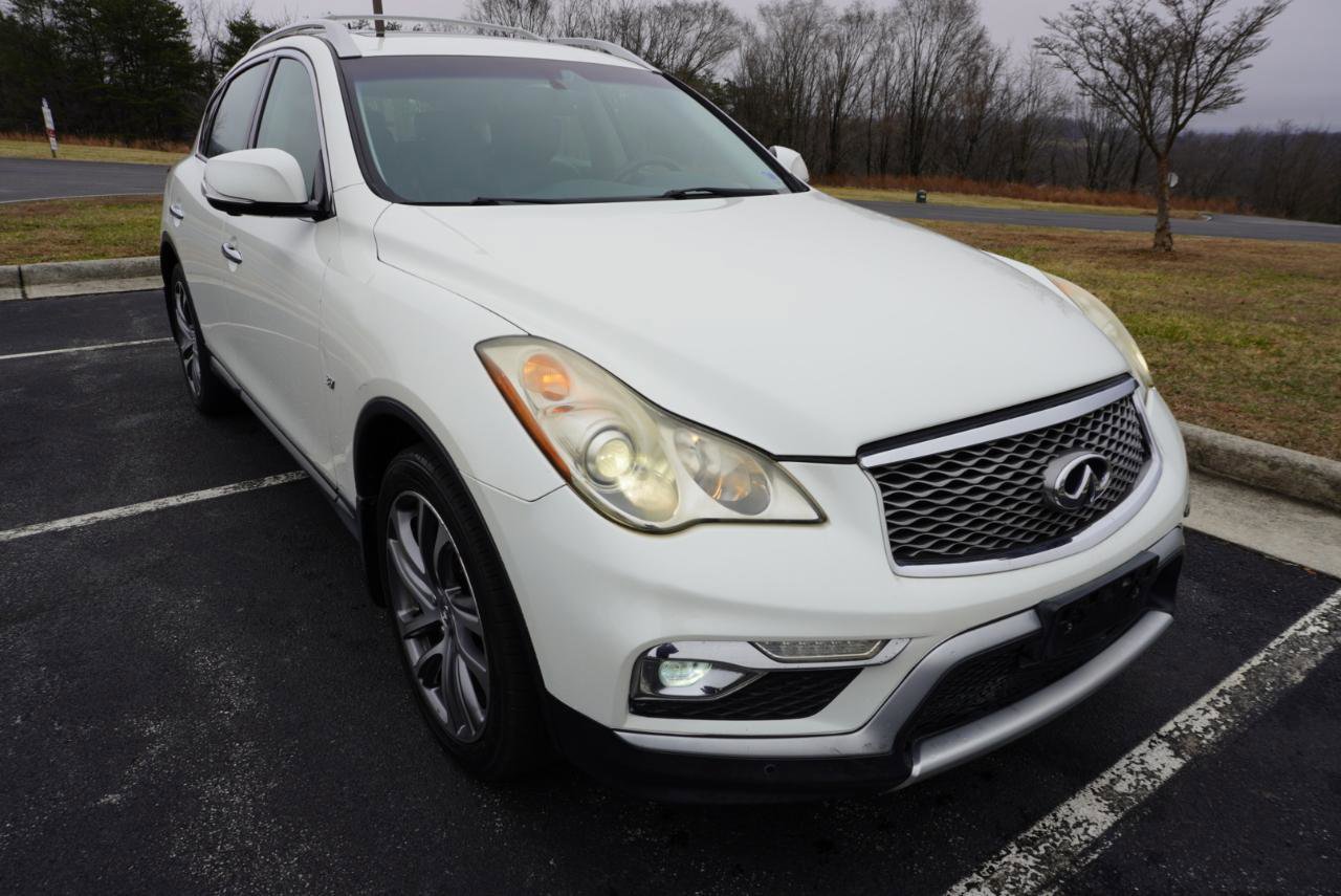 Used 2017 INFINITI QX50 AWD w/ Technology Package image 4