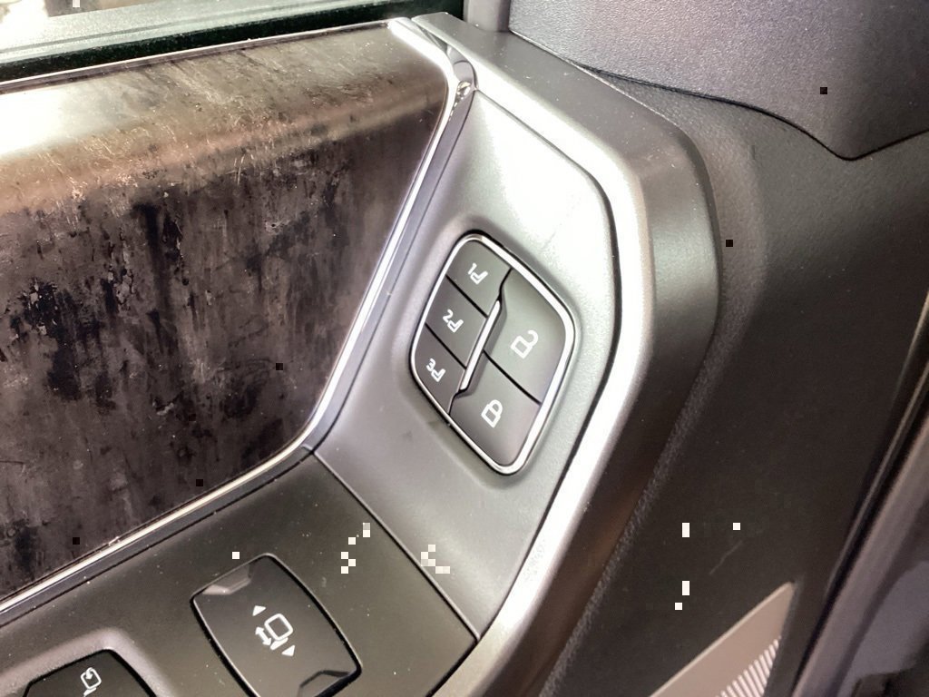 New 2025 Ford F250 Lariat w/ FX4 Off-Road Package image 60