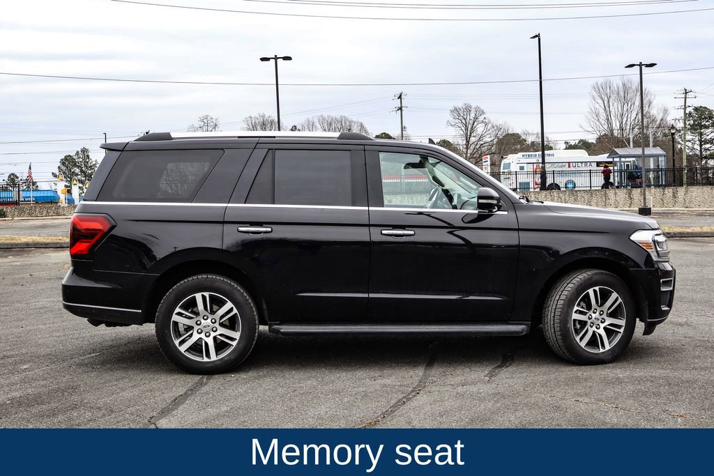 Used 2024 Ford Expedition Limited image 9