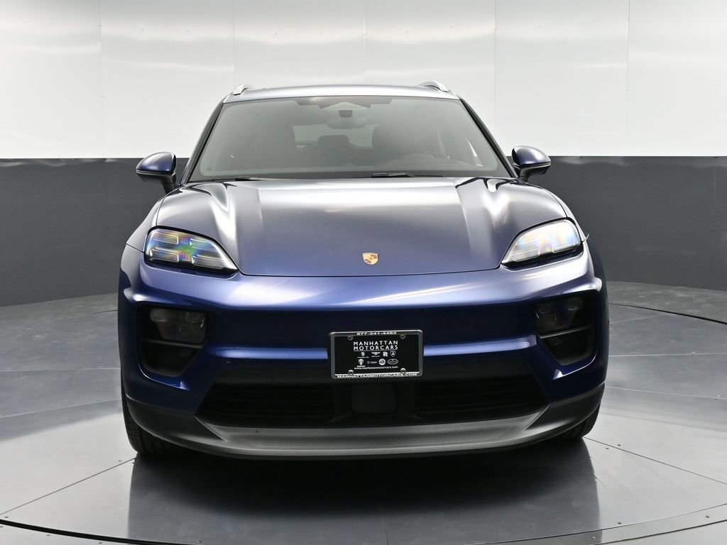 Certified 2024 Porsche Macan 4 Electric image 11