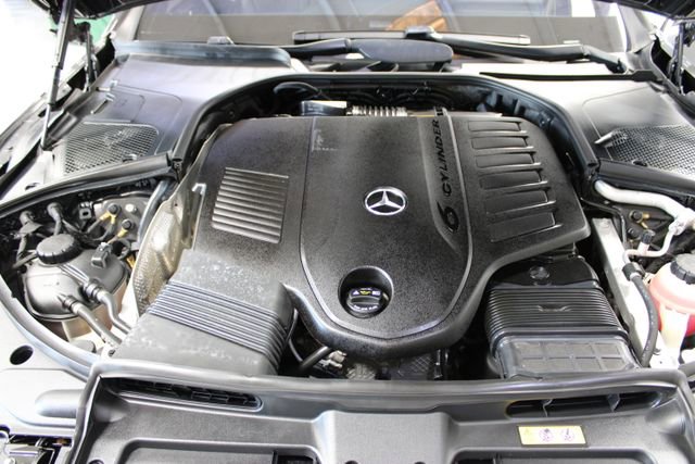 Used 2022 Mercedes-Benz S 500 4MATIC w/ AMG Line Package image 30