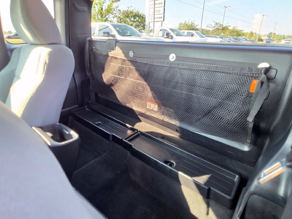 Used 2022 Toyota Tacoma SR RWD image 28