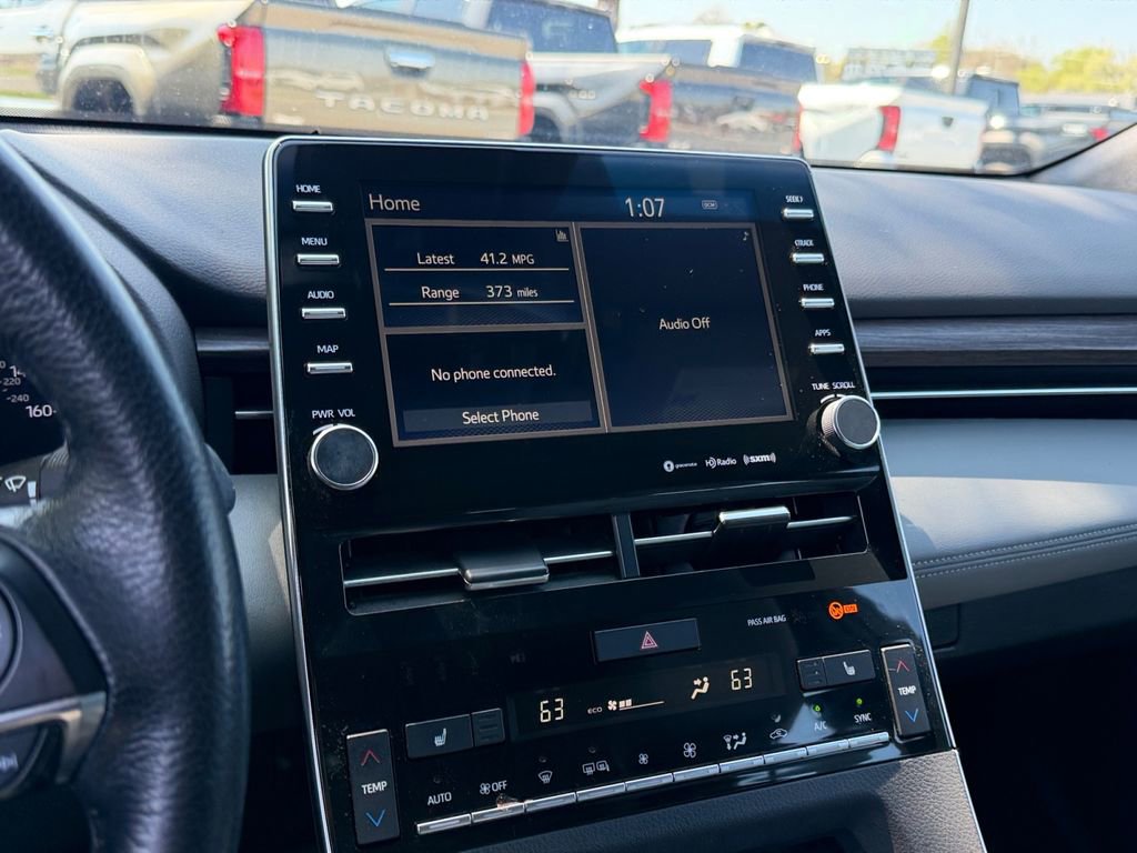 Certified 2020 Toyota Avalon XLE w/ Moonroof Package image 21