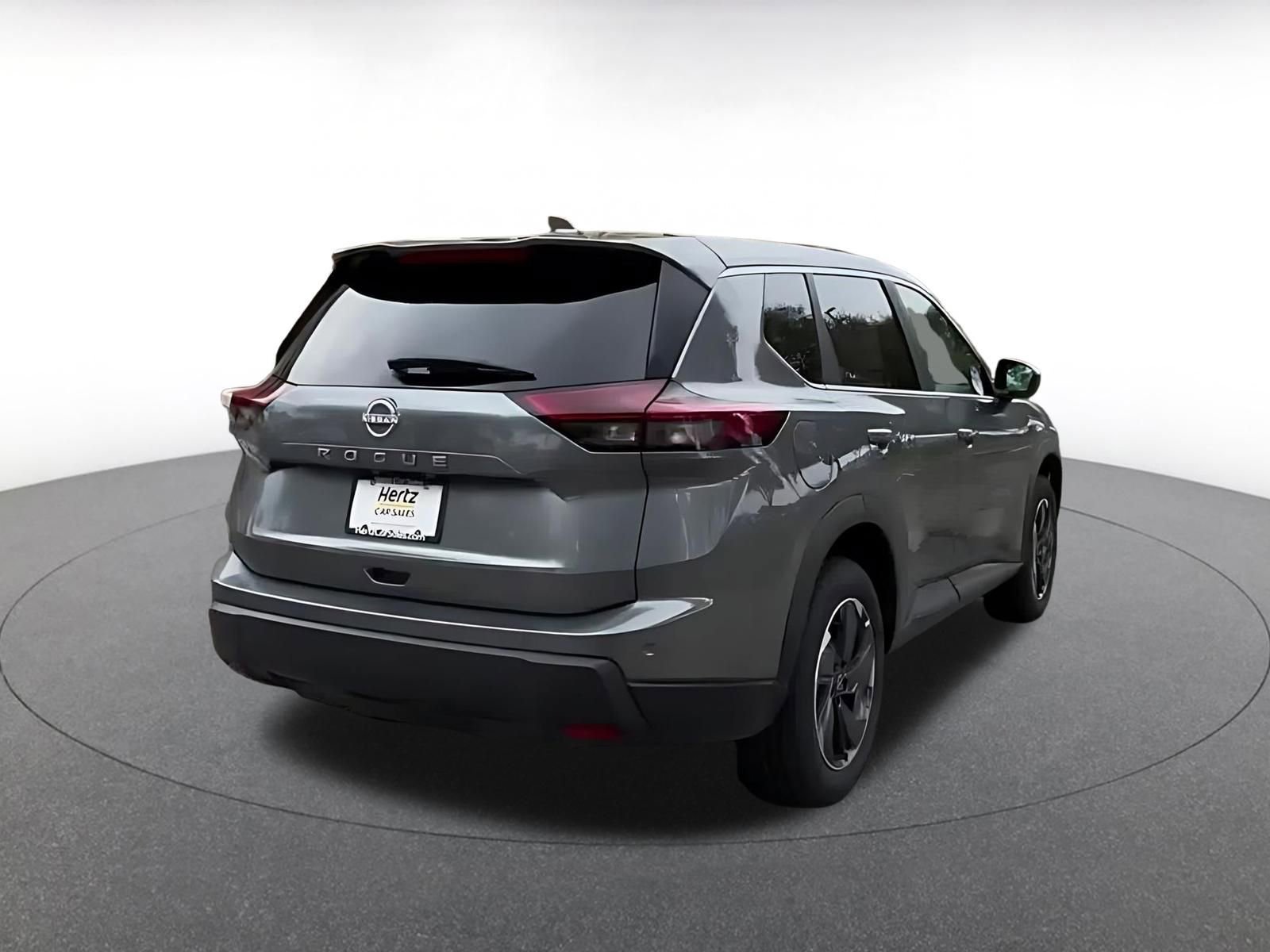 Used 2025 Nissan Rogue SV FWD image 15