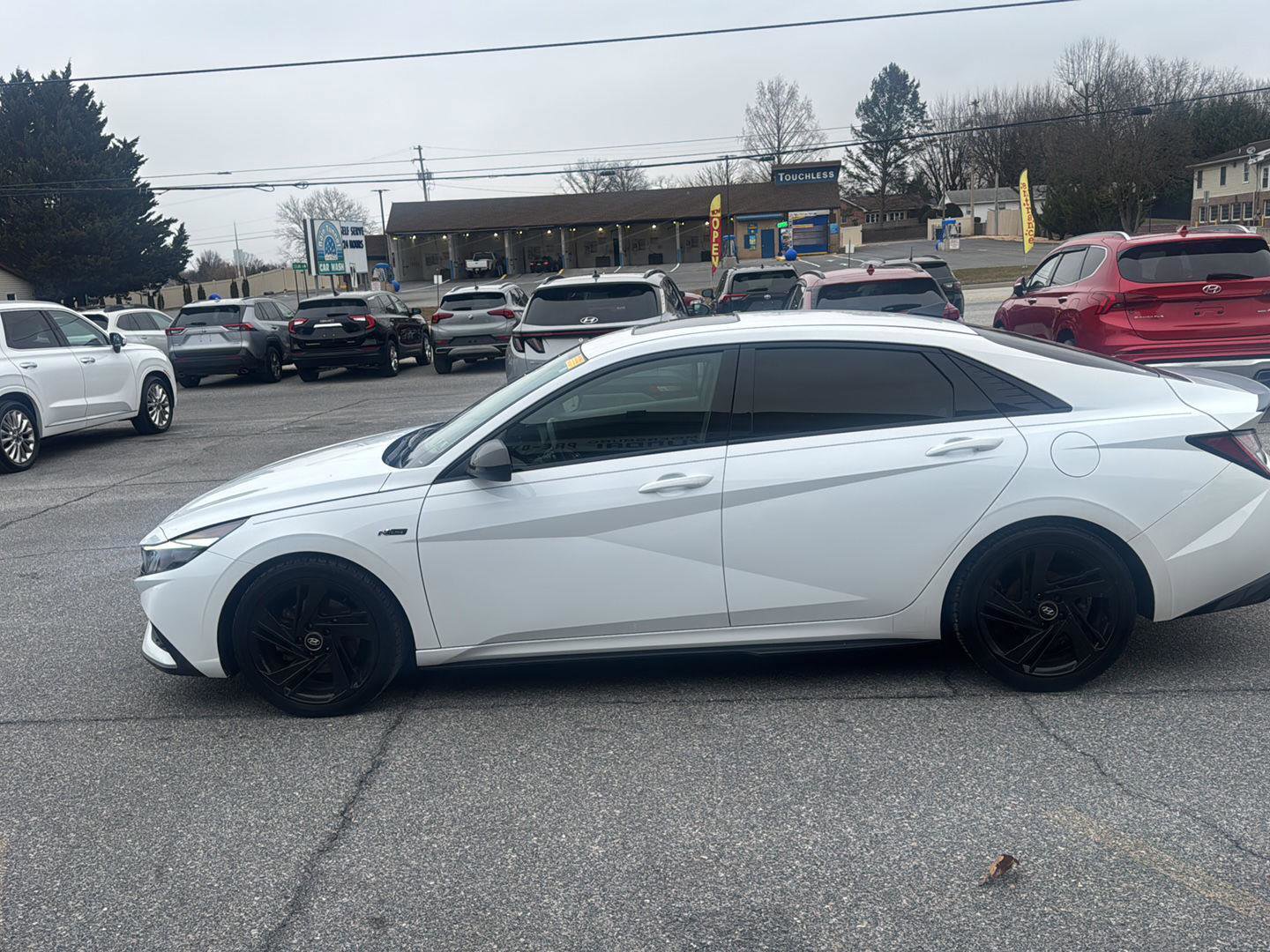 Used 2021 Hyundai Elantra N Line image 4