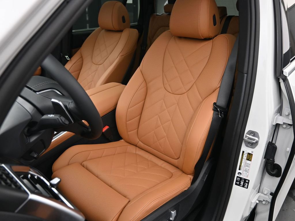 New 2026 BMW X5 xDrive40i AWD/4WD image 13