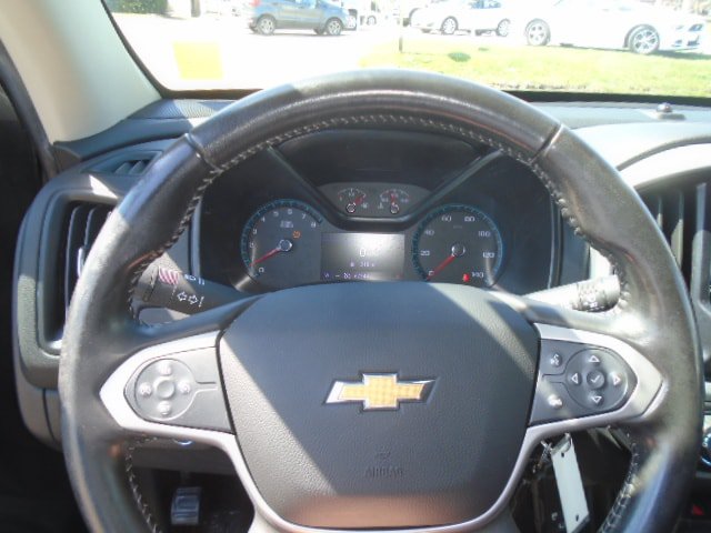 Used 2020 Chevrolet Colorado LT w/ LT Convenience Package AWD/4WD image 16