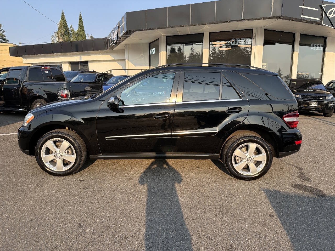 Used 2010 Mercedes-Benz ML 350 4MATIC image 2