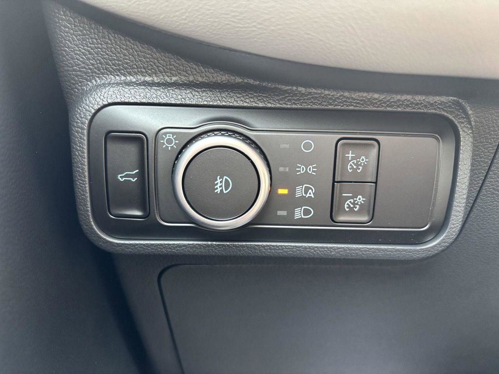 New 2026 Ford Explorer Active w/ Active Comfort Package image 31