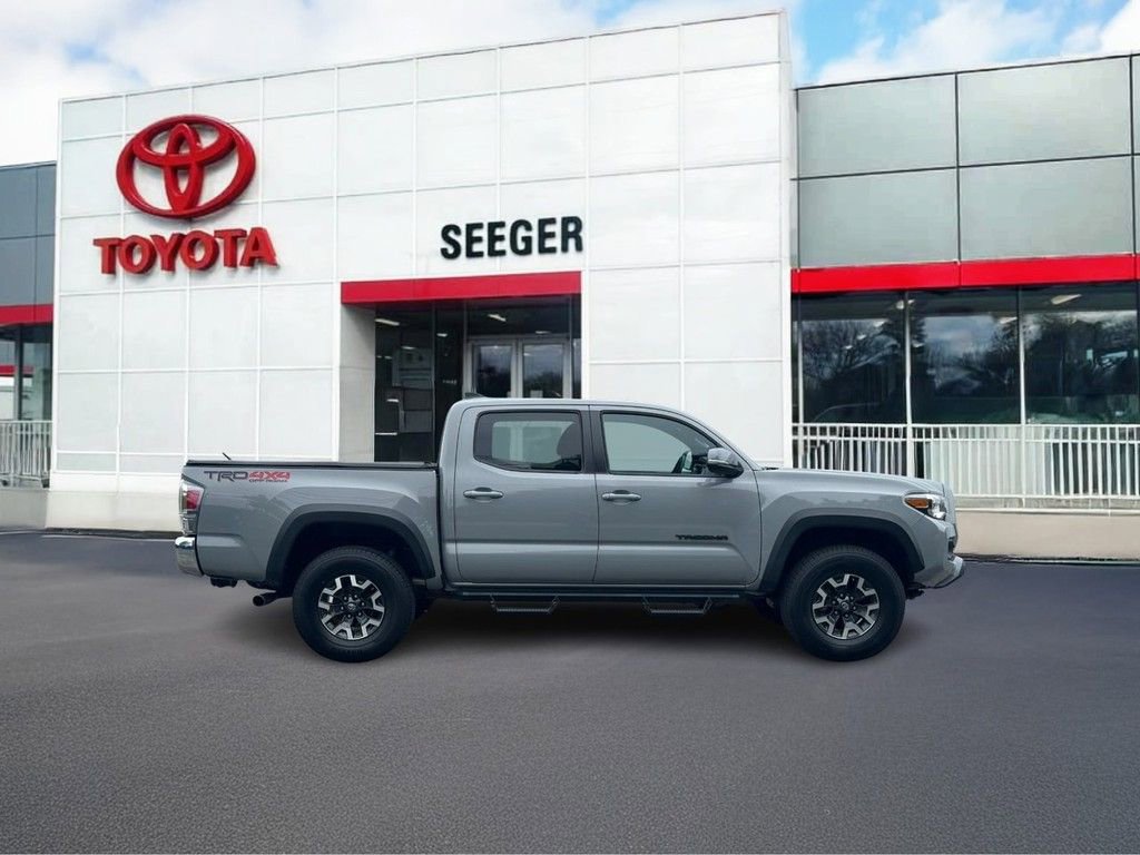 Used 2021 Toyota Tacoma TRD Off-Road AWD/4WD image 2