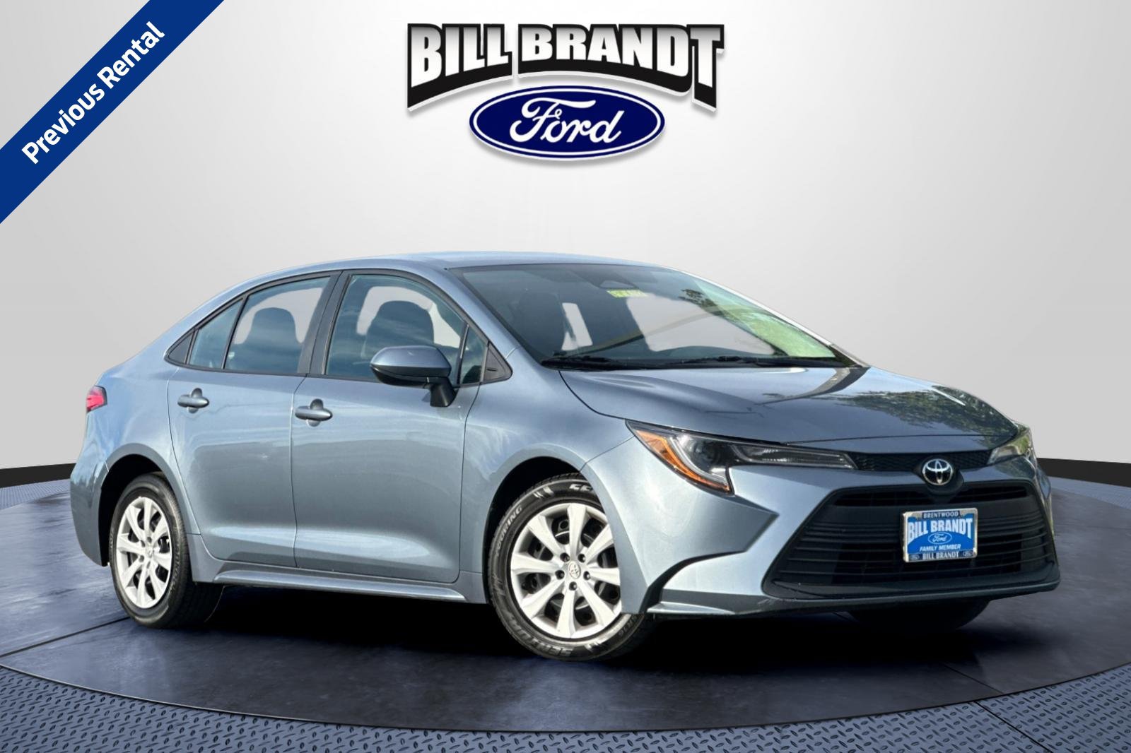 Used 2024 Toyota Corolla LE FWD image 1