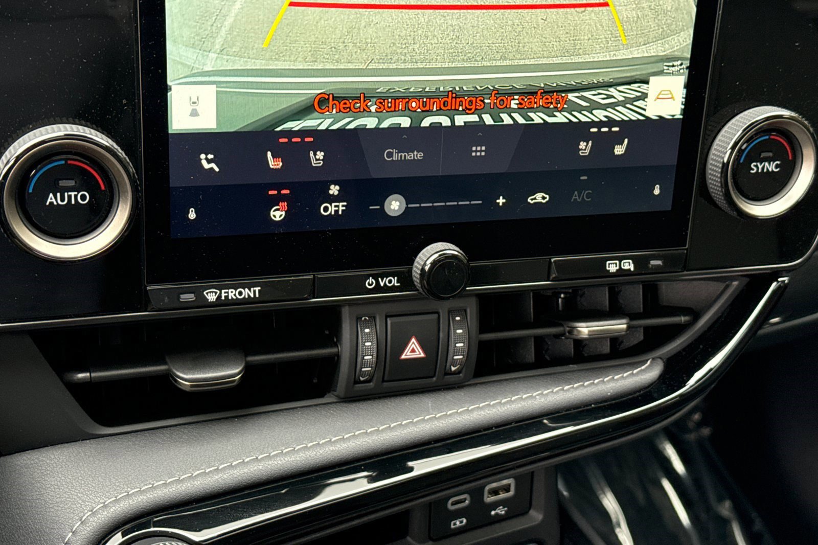 Used 2025 Lexus NX 350h AWD w/ Premium Package image 18