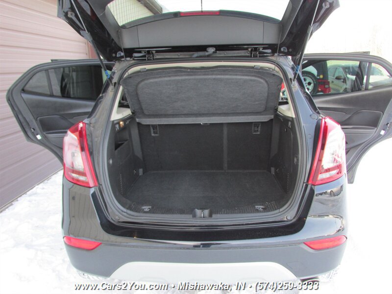 Used 2021 Buick Encore Preferred AWD/4WD image 15