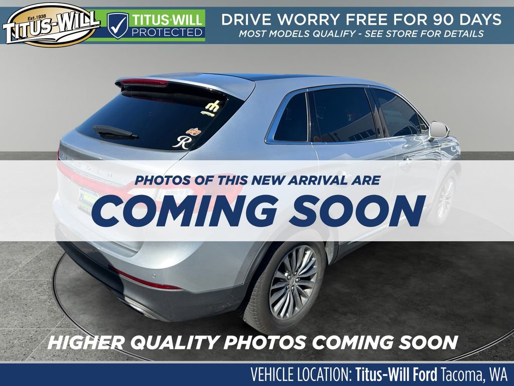 Used 2017 Lincoln MKX Select w/ Select Plus Package AWD/4WD image 5