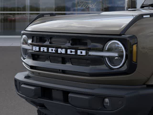 New 2025 Ford Bronco Outer Banks AWD/4WD image 19