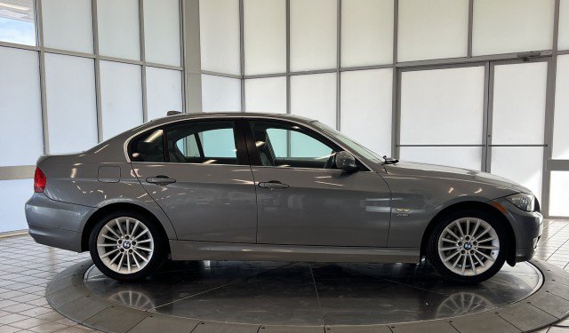 Used 2011 BMW 335i xDrive Sedan AWD/4WD image 8