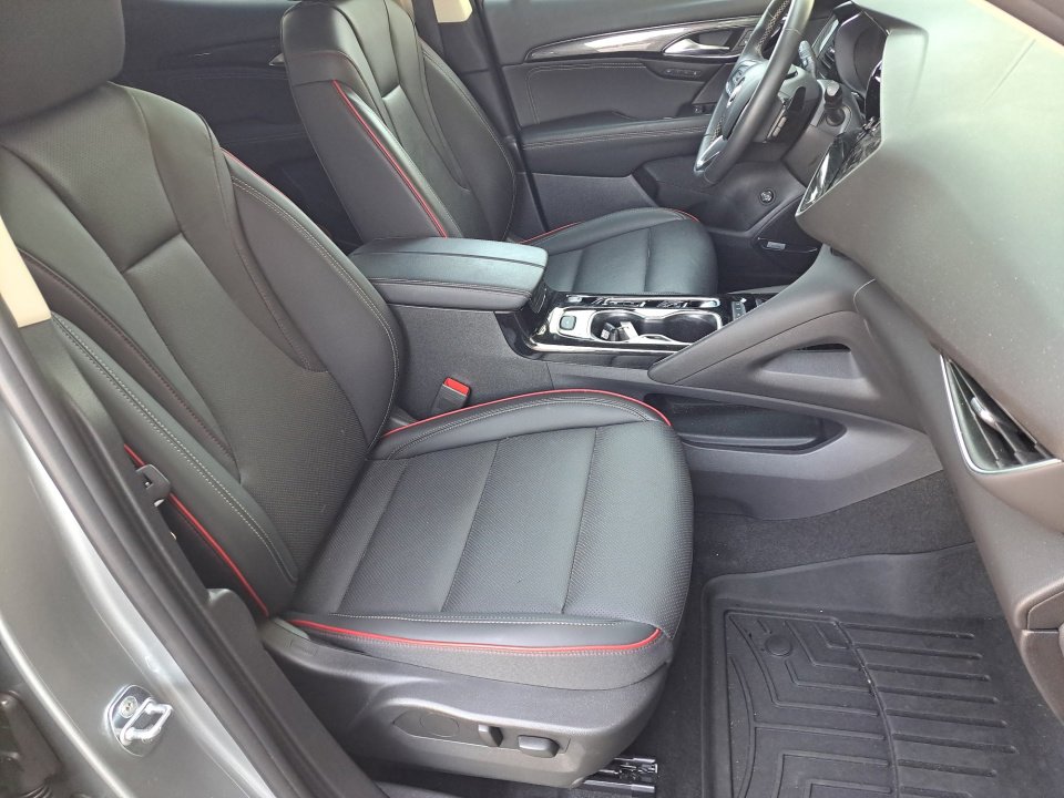 Used 2023 Buick Envision Essence w/ Technology Package I AWD/4WD image 13