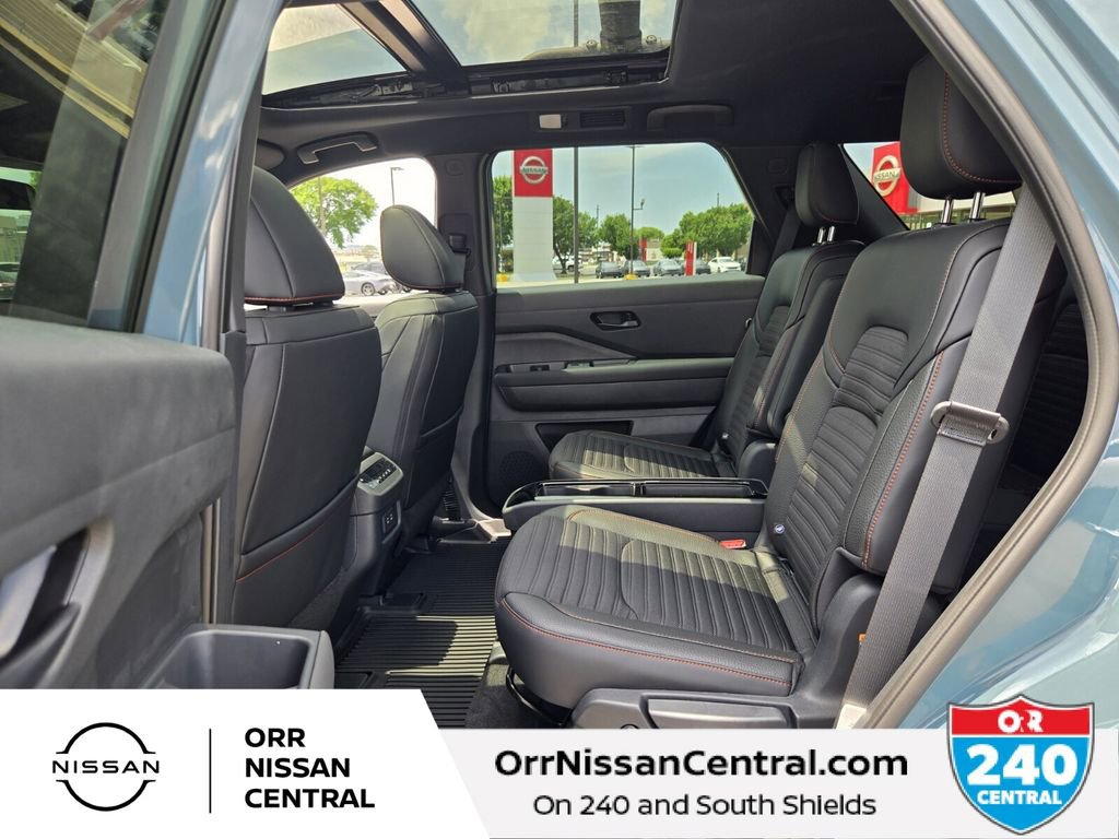 New 2026 Nissan Pathfinder Rock Creek w/ Rock Creek Premium Package AWD/4WD image 11