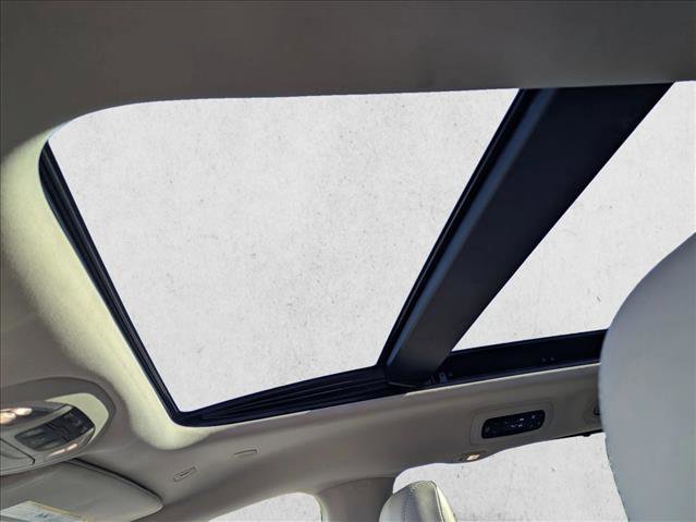 Used 2019 Chrysler Pacifica Limited w/ Advanced Safetytec Group image 17