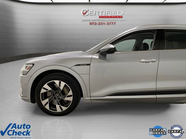 Used 2023 Audi e-tron Premium Plus w/ Premium Plus Package image 9