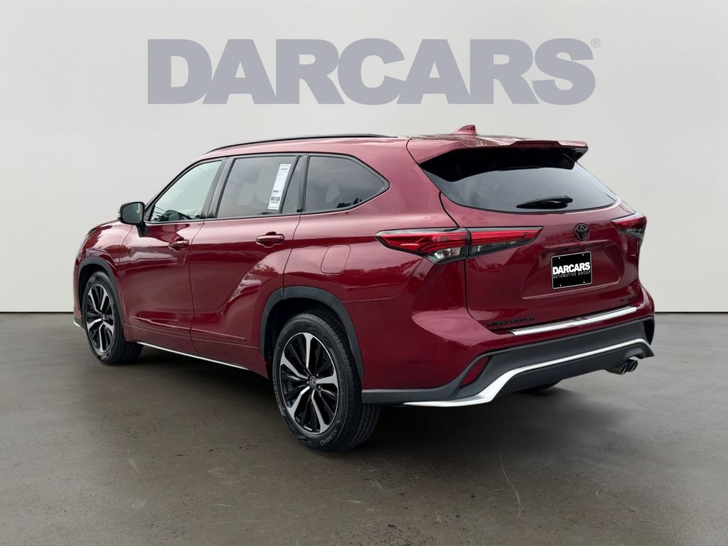 Used 2022 Toyota Highlander XSE w/ Protection Package #3 (TMS) AWD/4WD image 5