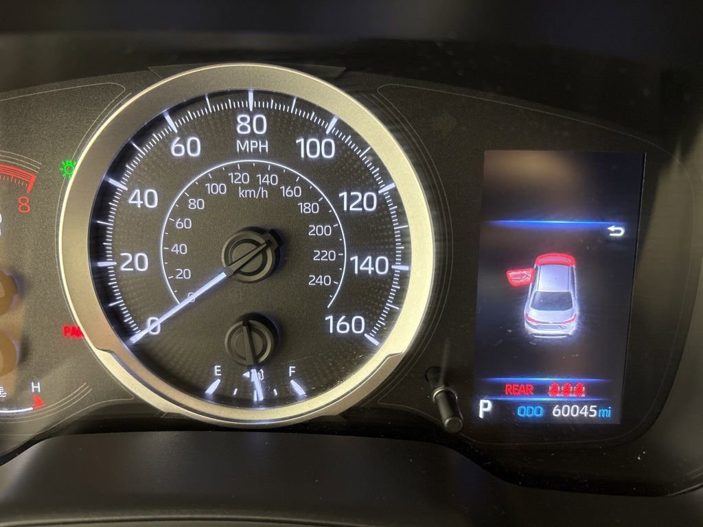 Used 2020 Toyota Corolla LE FWD image 32