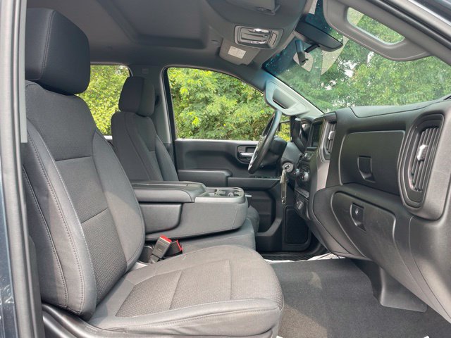 Used 2020 Chevrolet Silverado 1500 Custom w/ Custom Value Package AWD/4WD image 13
