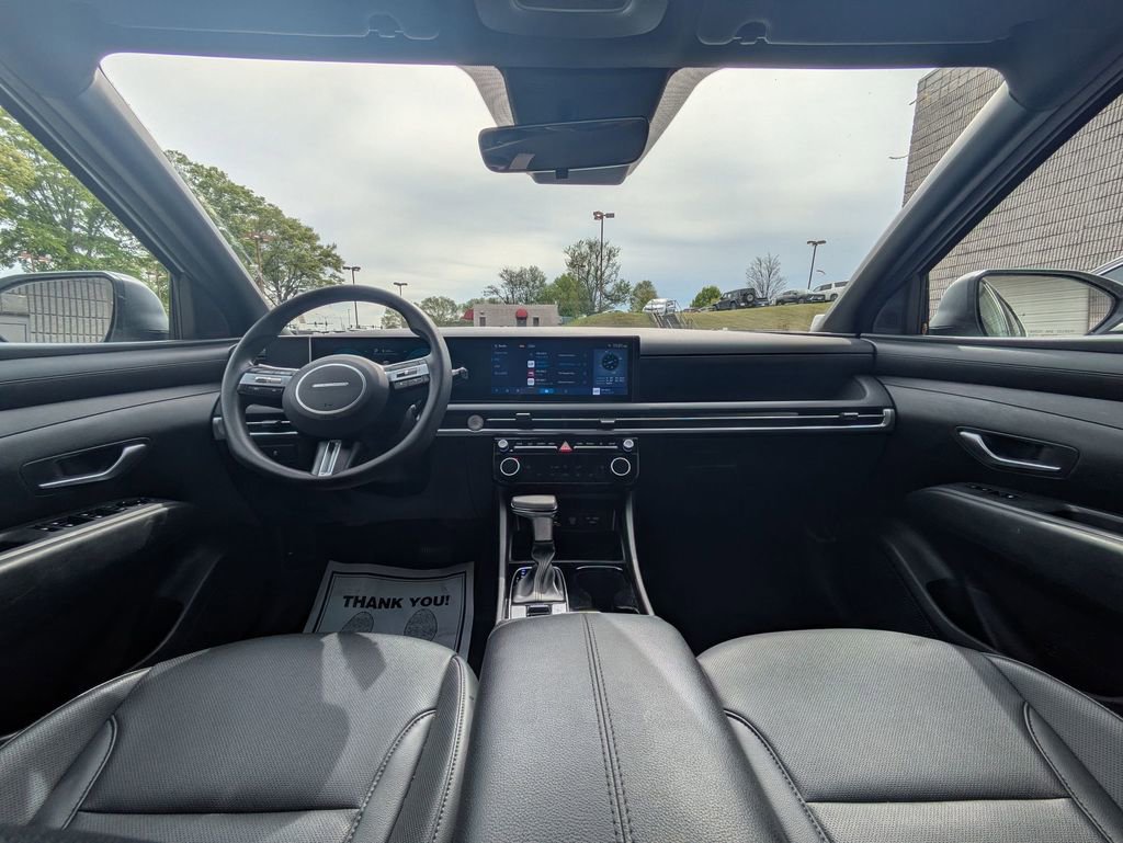 Used 2025 Hyundai Santa Cruz SEL FWD image 23