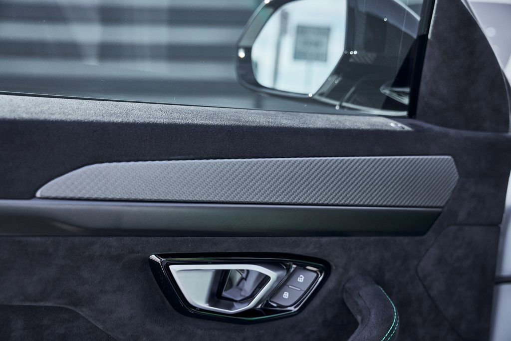 Used 2024 Lamborghini Urus Performante image 42