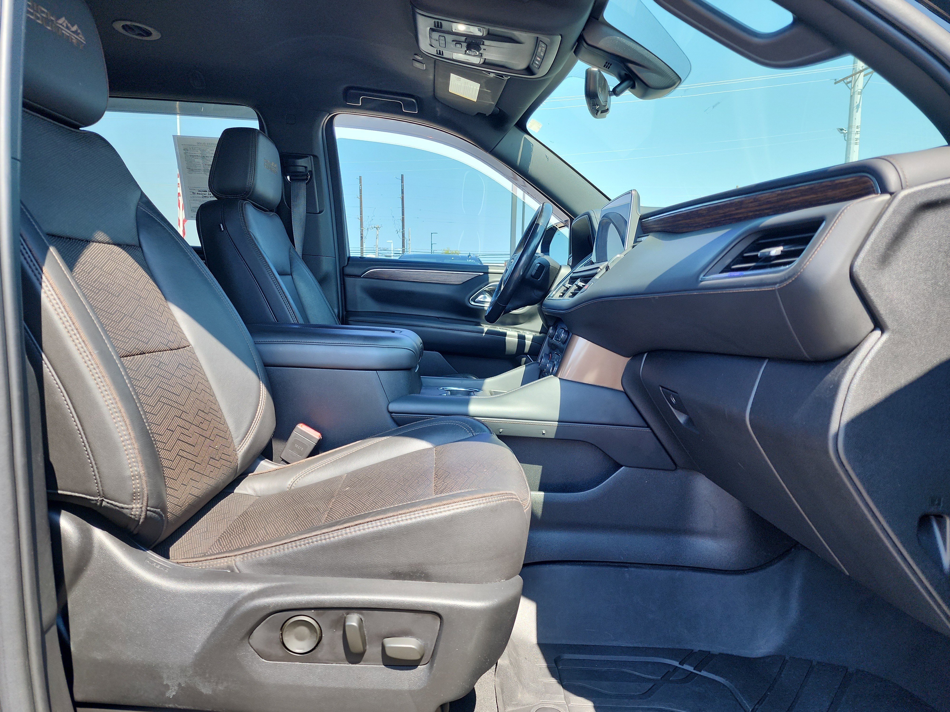 Used 2021 Chevrolet Tahoe High Country image 17