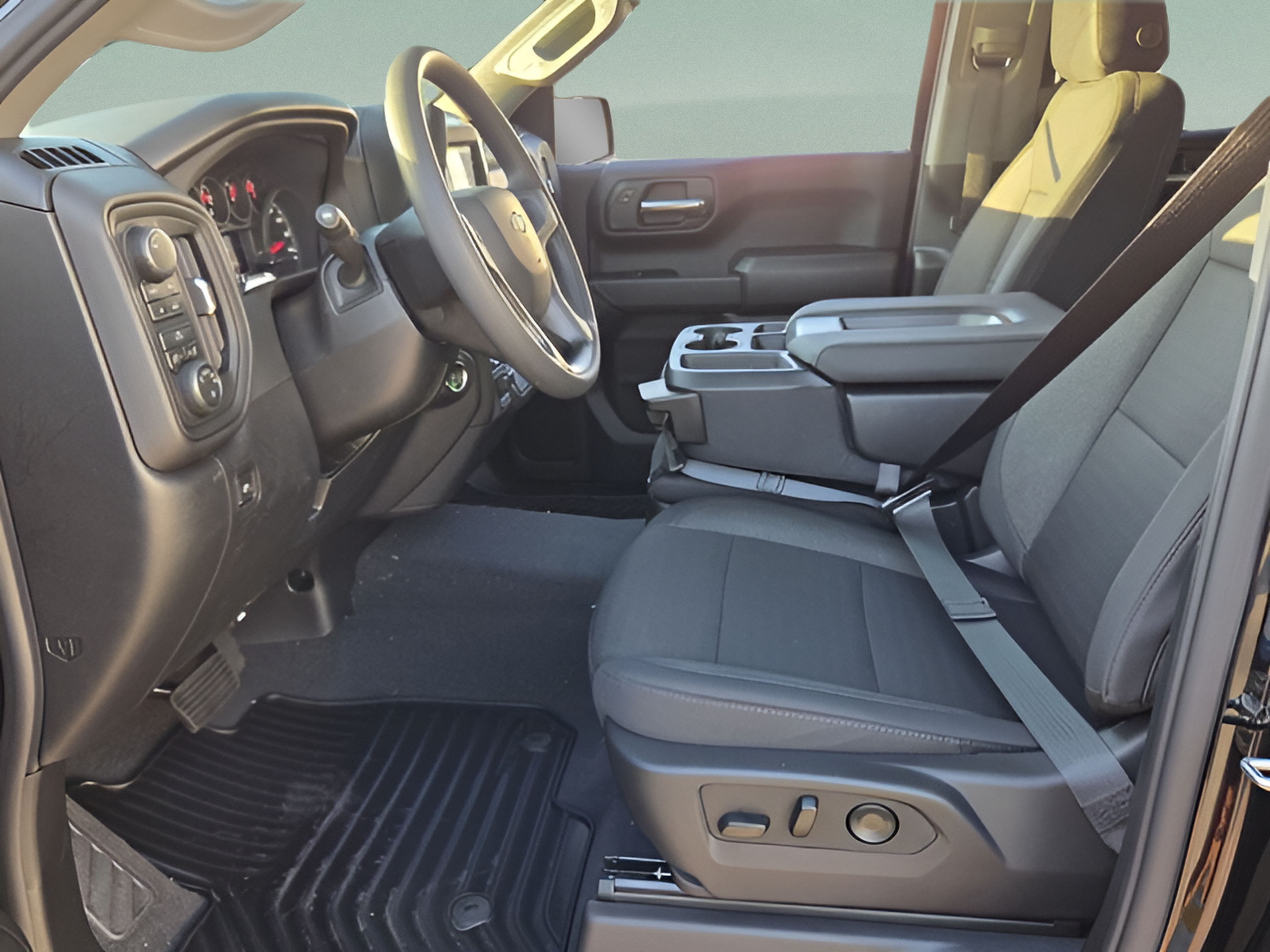 New 2026 Chevrolet Silverado 1500 Custom AWD/4WD image 9