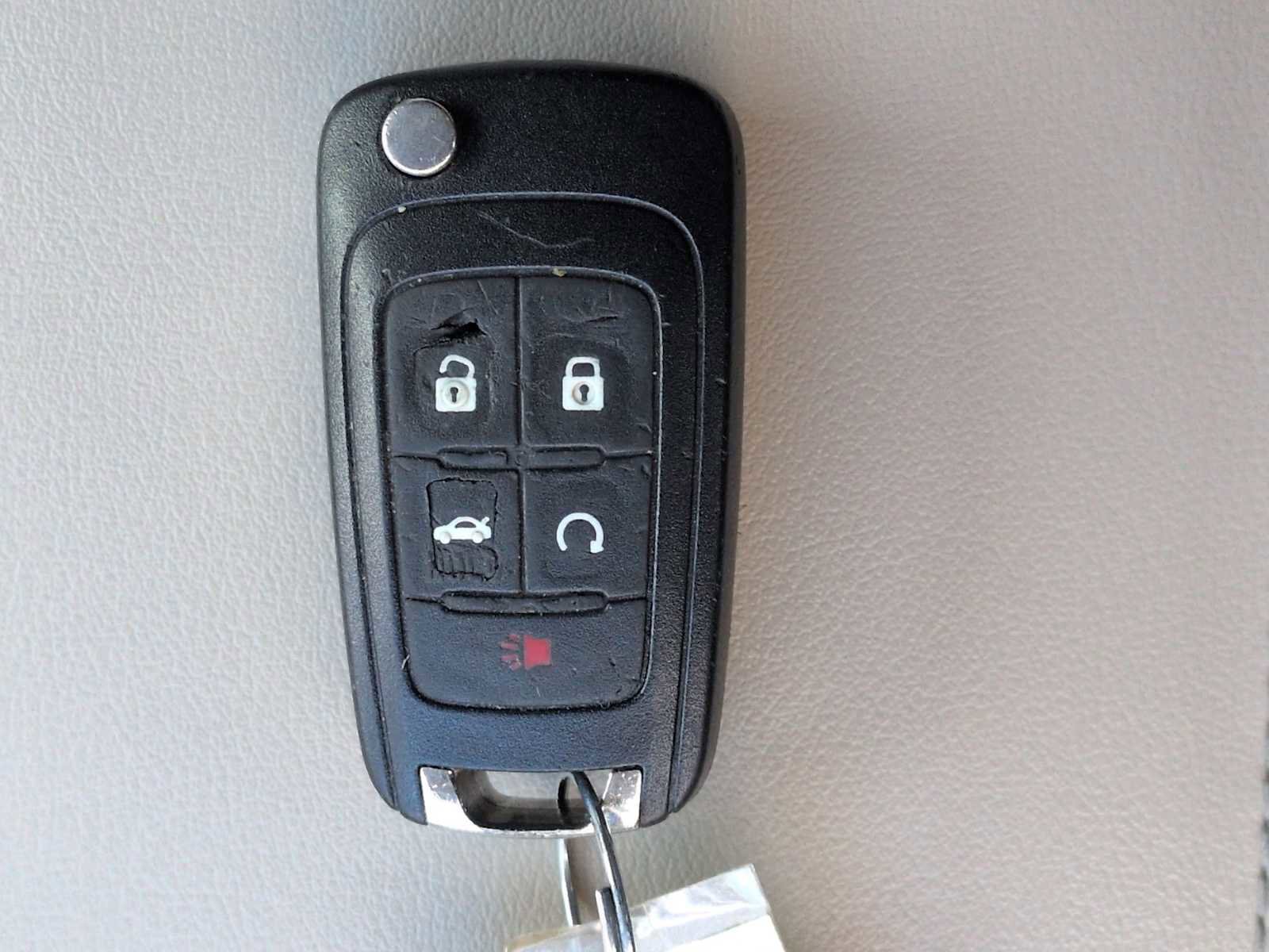 Used 2015 Buick LaCrosse image 32