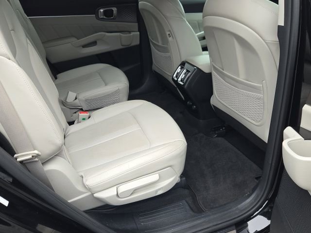 Used 2022 Kia Sorento SX AWD/4WD image 10