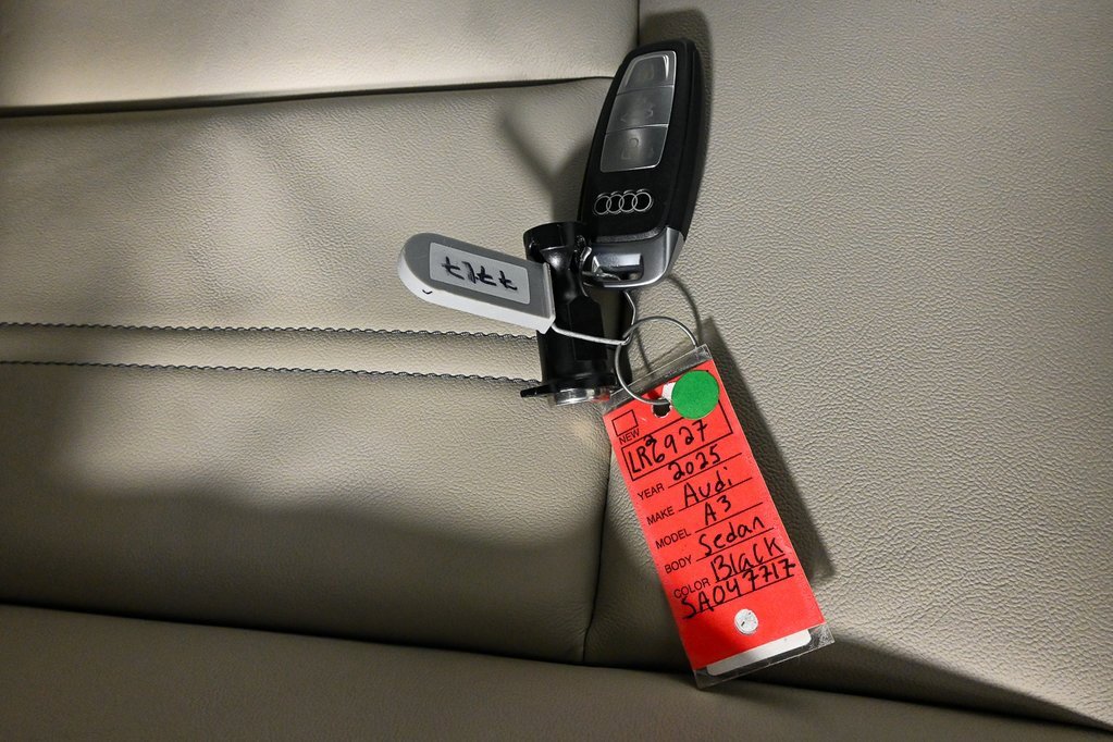 Certified 2025 Audi A3 2.0T Premium image 24