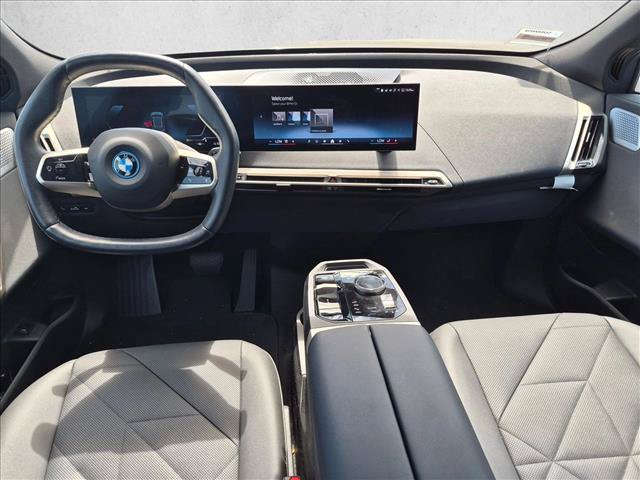 Certified 2024 BMW iX xDrive50 w/ Premium Package AWD/4WD image 17
