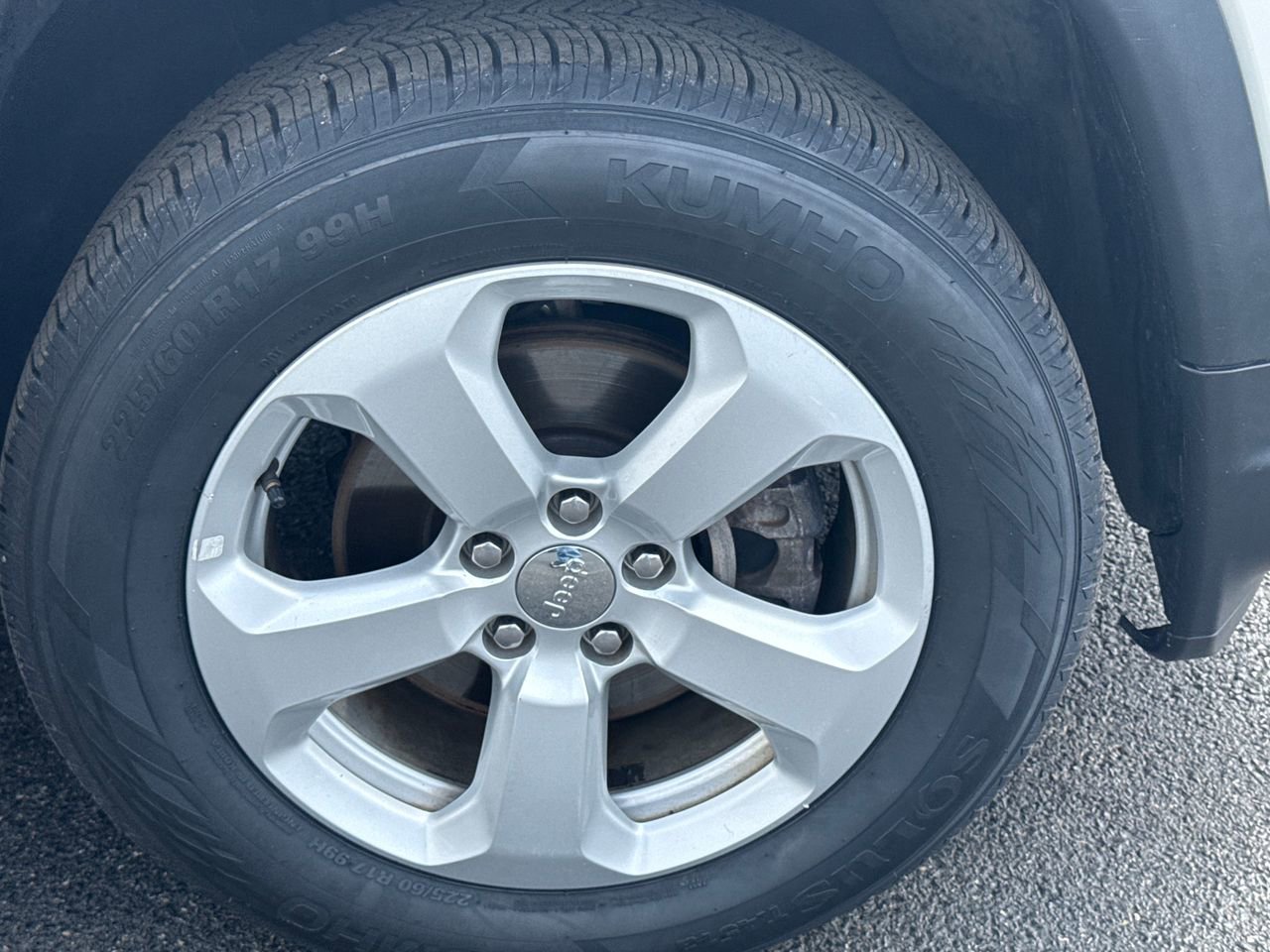 Used 2019 Jeep Compass Latitude AWD/4WD image 9