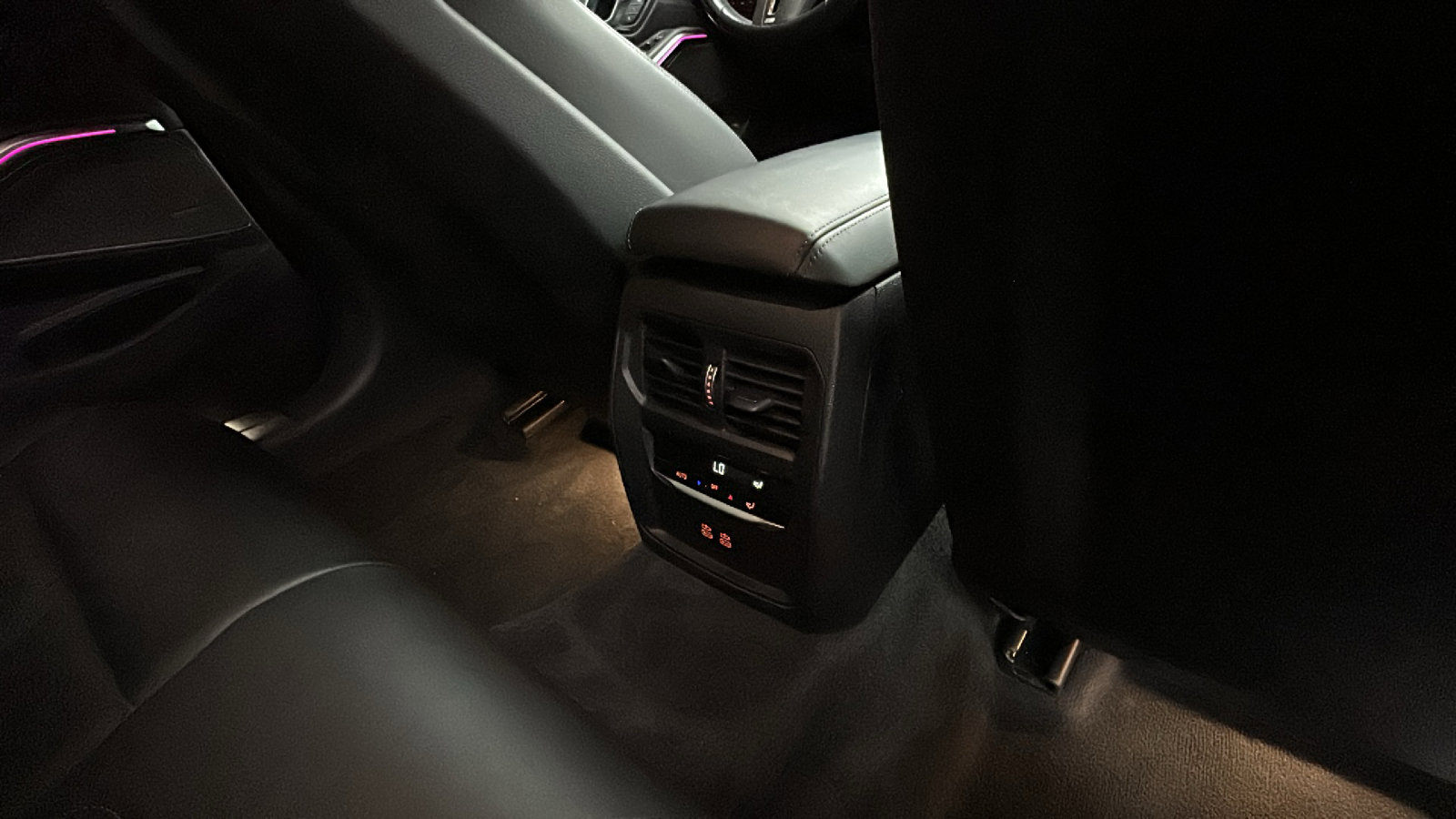 Used 2021 BMW M3 w/ Executive Package image 26