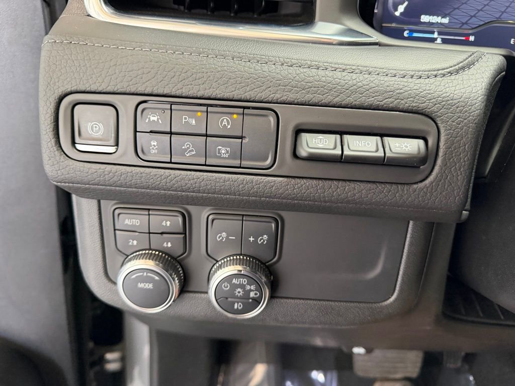 Used 2023 GMC Yukon Denali image 5