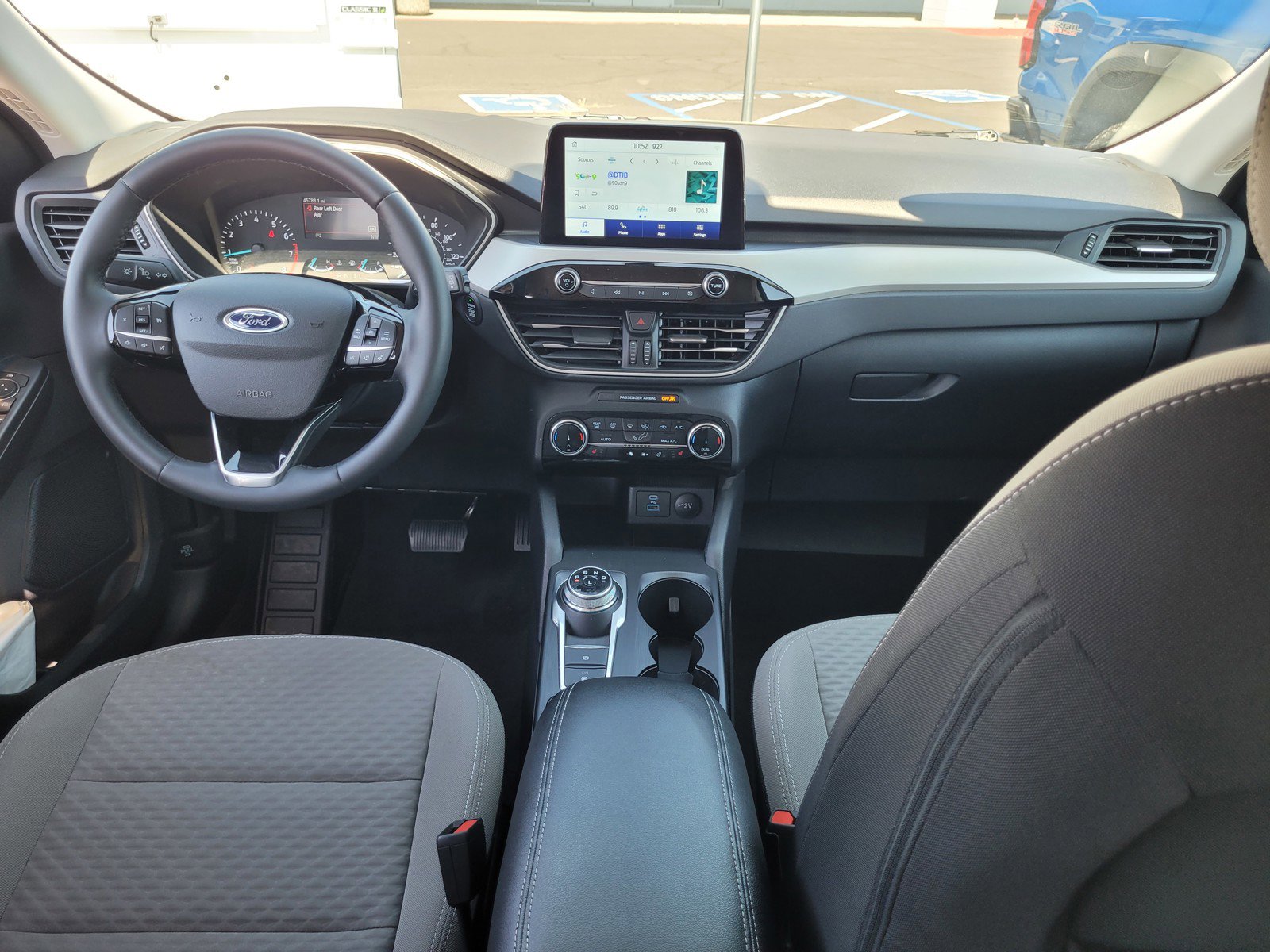 Used 2022 Ford Escape SE w/ Convenience Package FWD image 15