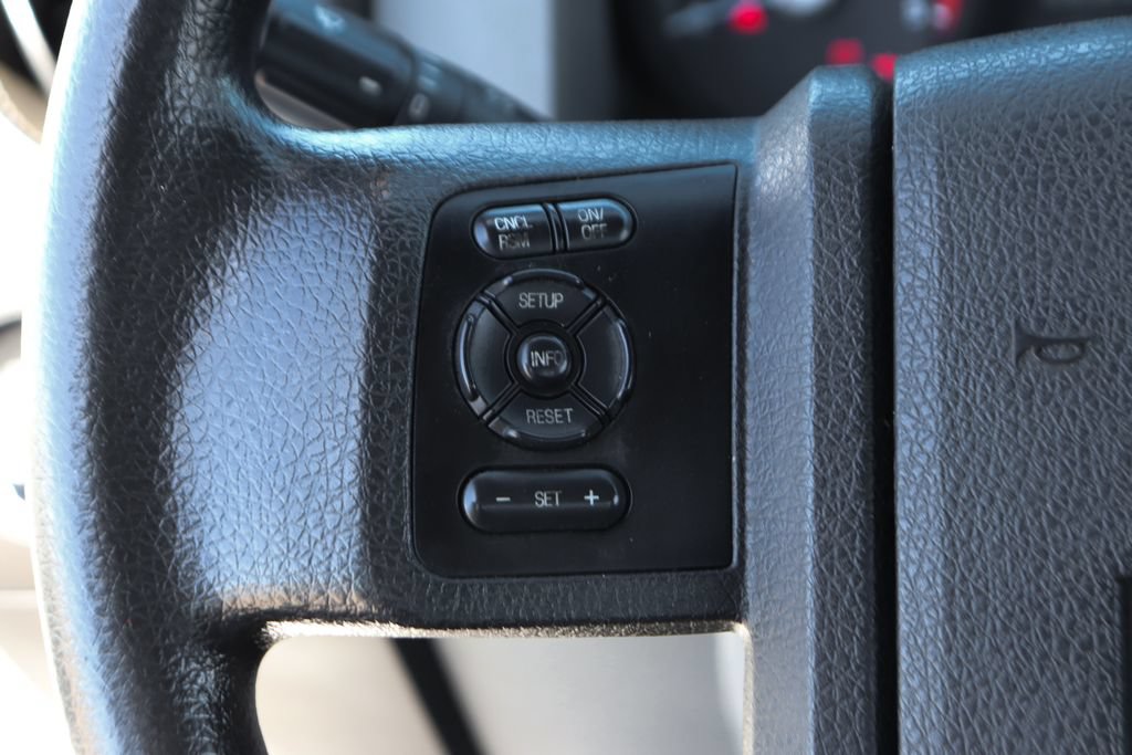 Used 2017 Ford F750 2WD Regular Cab Super Duty image 25