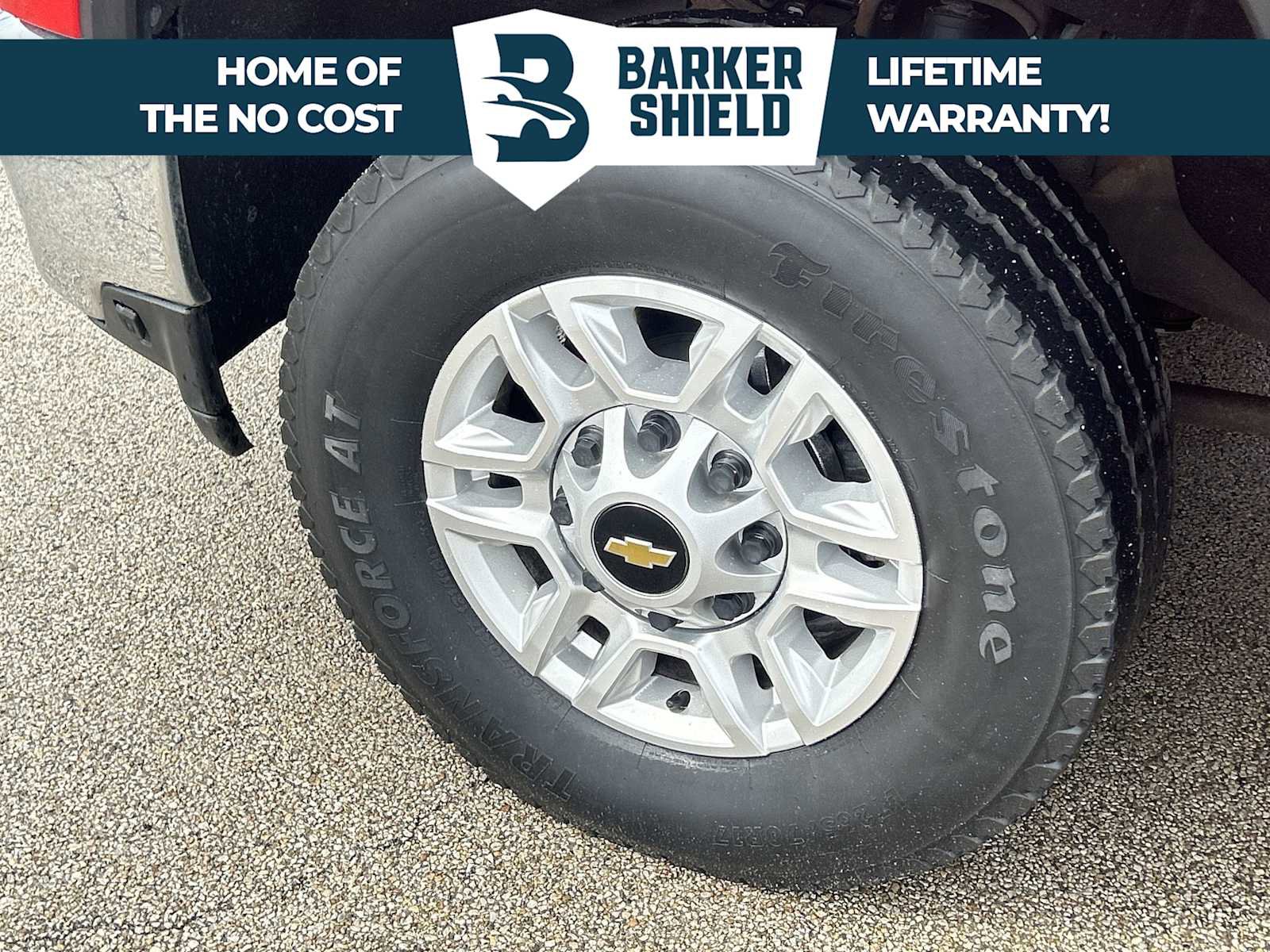 Used 2022 Chevrolet Silverado 2500 LT w/ Snow Plow Prep/Camper Package image 11