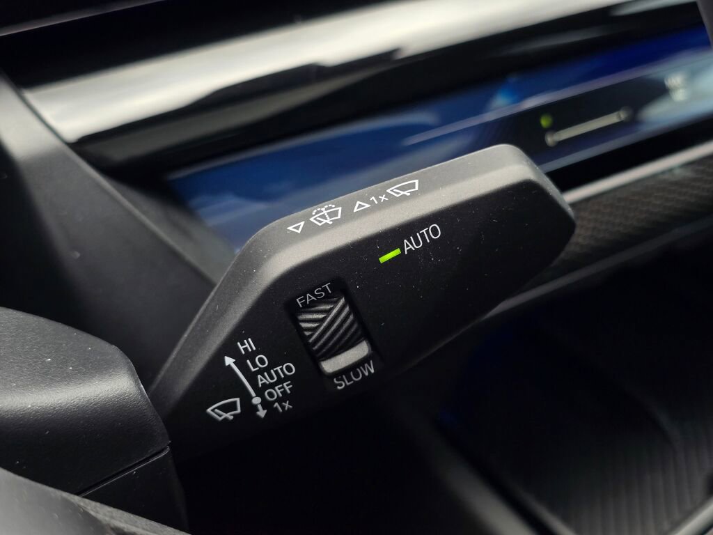 Used 2026 BMW M5 image 40