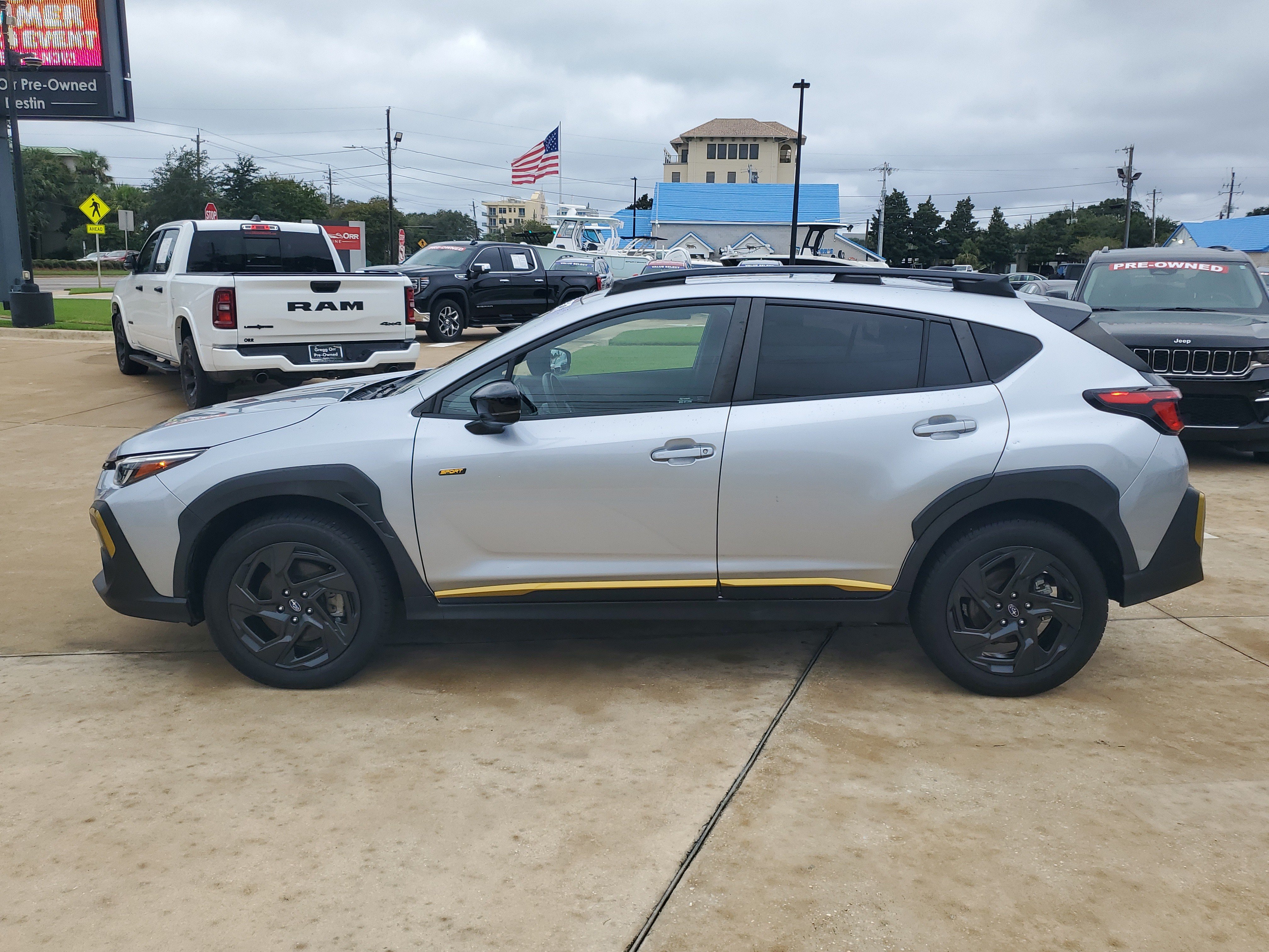 Used 2024 Subaru Crosstrek 2.5i Sport AWD/4WD image 2