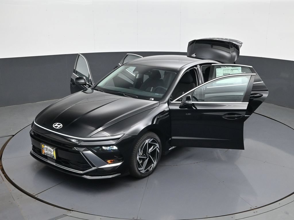 New 2026 Hyundai Sonata SEL FWD image 30